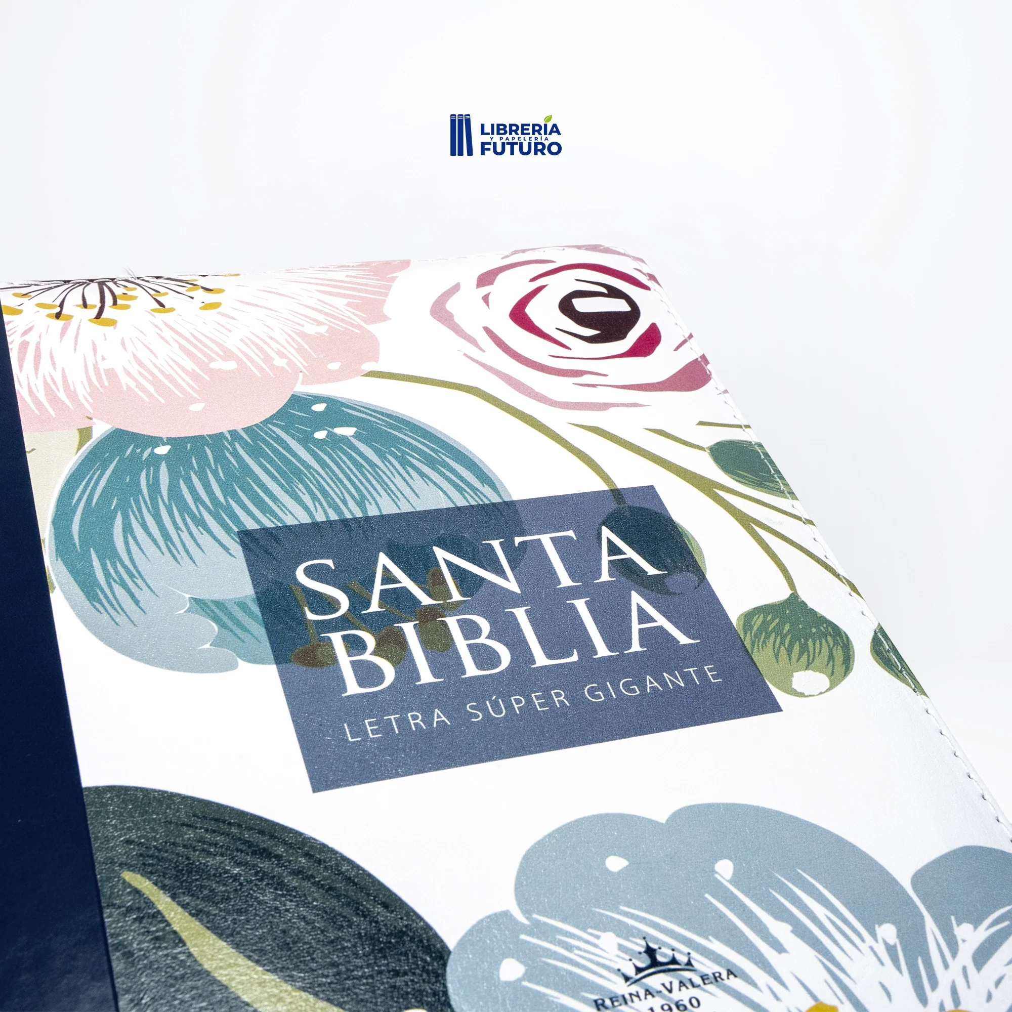 Biblia gigante azul floral - Image 7
