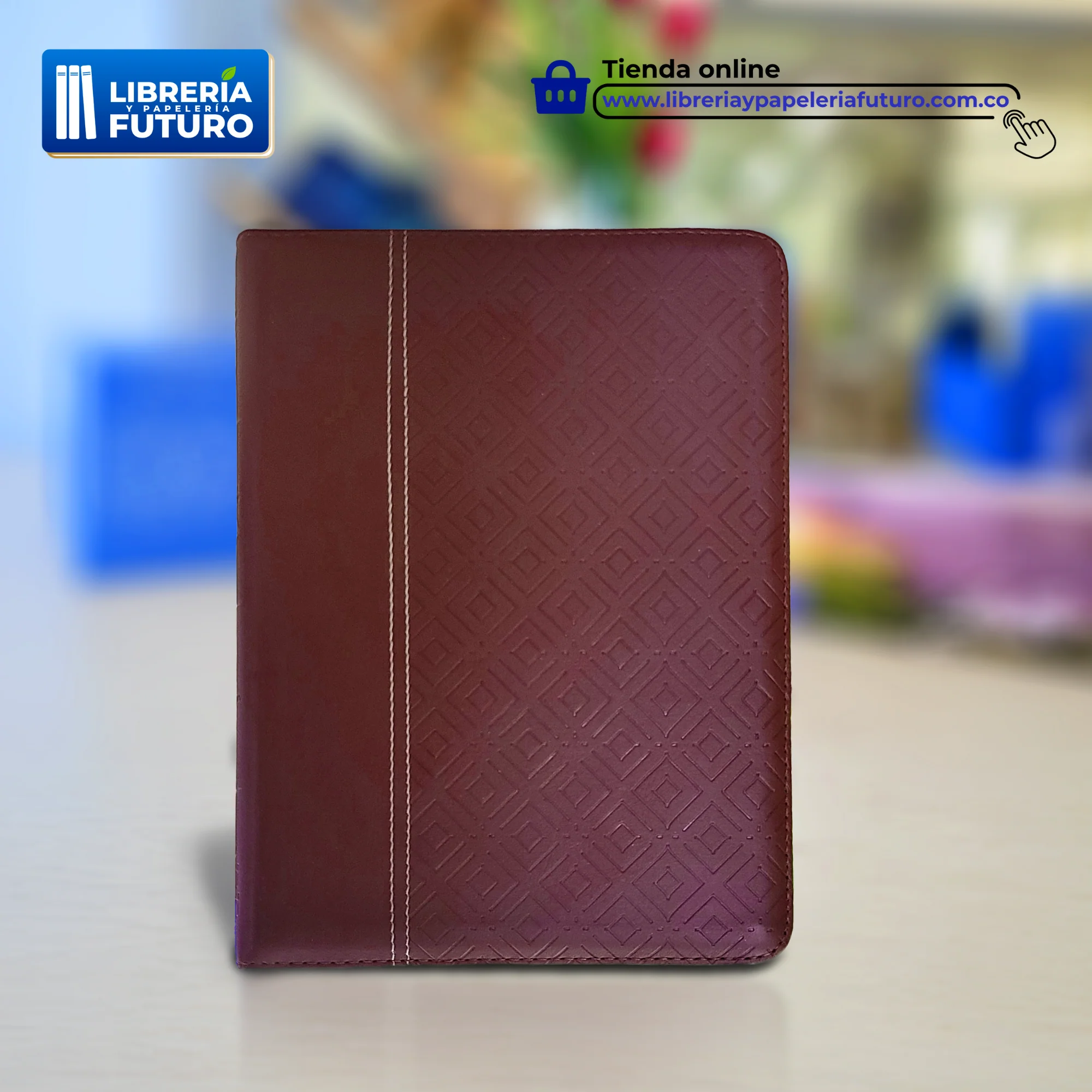 Biblia grande vinotinto con indice - Image 5