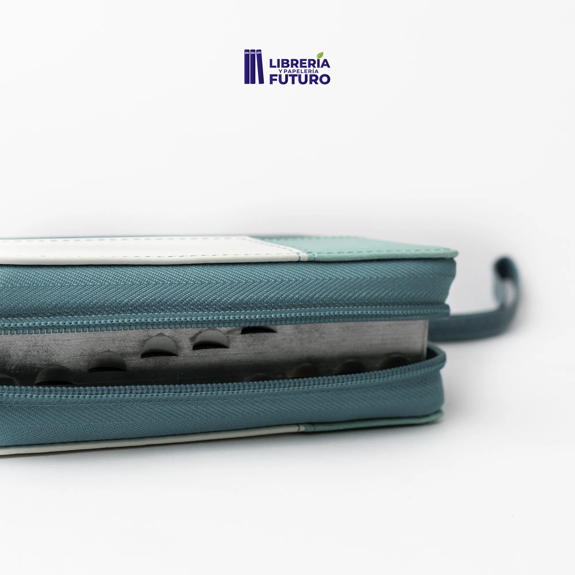 Biblia turquesa tipo chequera - Image 6