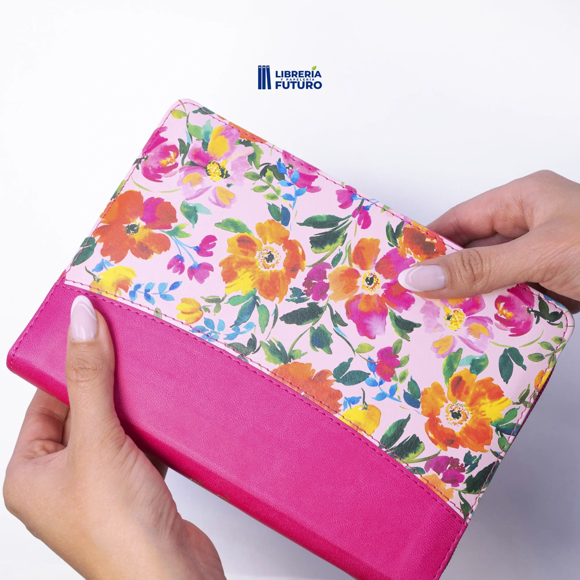 Biblia pequeña fucsia floral - Image 3